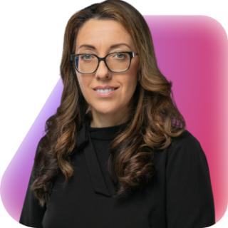 headshot of Helen Henriques